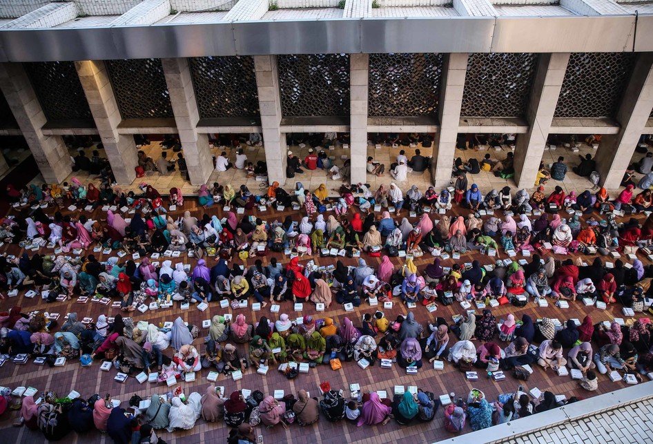 Buka Puasa di Masjid Istiqlal Ramadhan