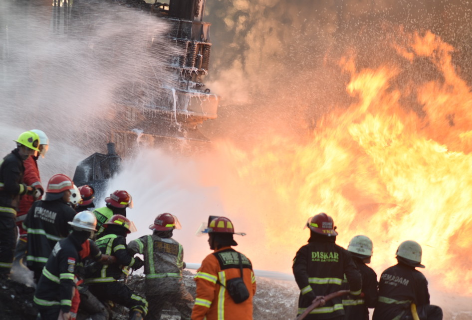 Kebakaran Pipa Minyak Pertamina