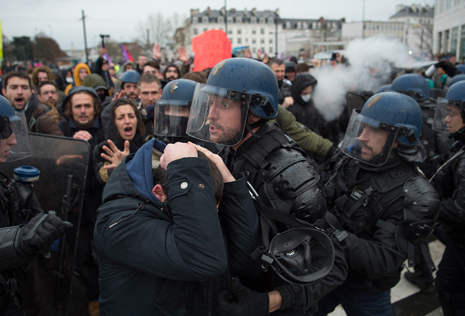 Aksi Ricuh di Perancis Terkait Reformasi Pensiun