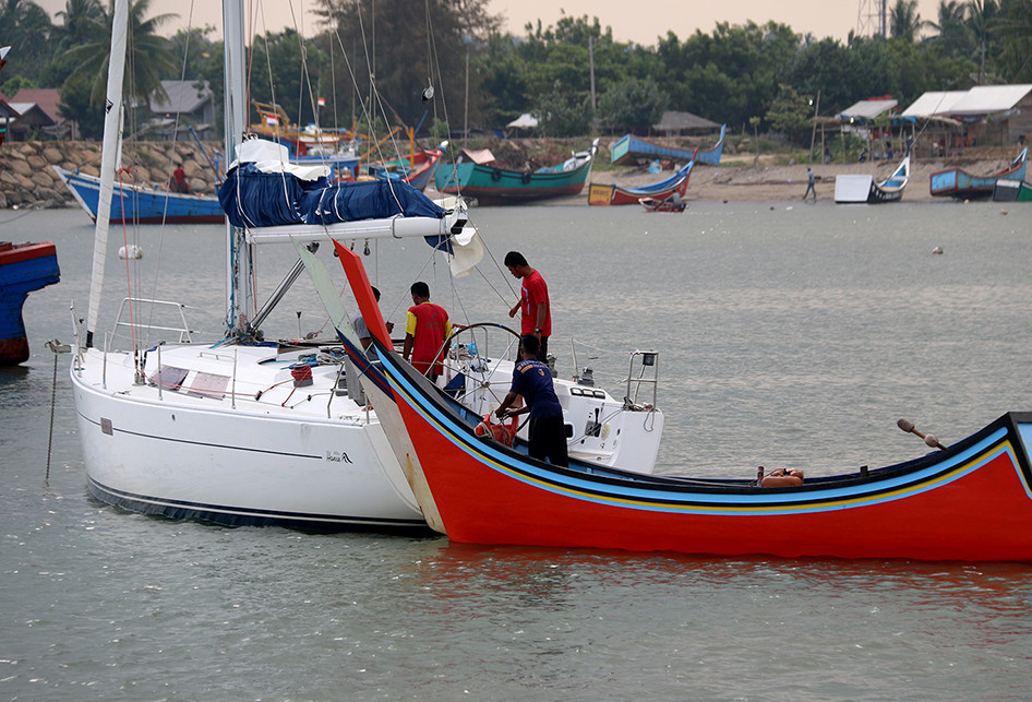 Kapal Asing Tanpa Awak Ditemukan Nelayan Aceh Utara