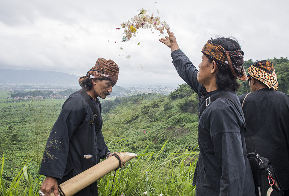 PERINGATAN 15 TAHUN TRAGEDI LONGSOR SAMPAH