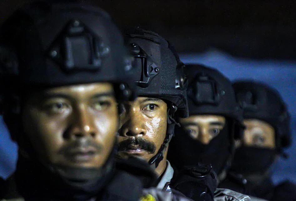 PEMBERLAKUAN JAM MALAM DI ACEH