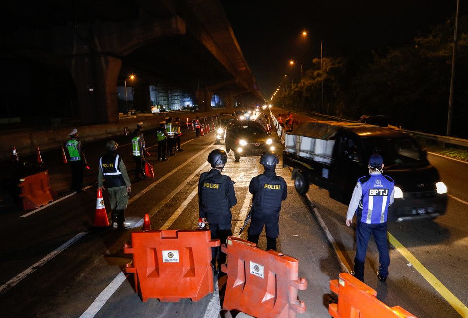 Penyekatan di Tol Cikarang H-1 Lebaran