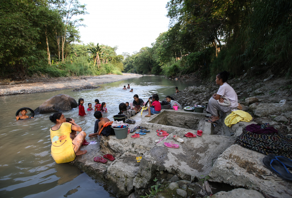 Memanfaatkan Sungai Cibongas