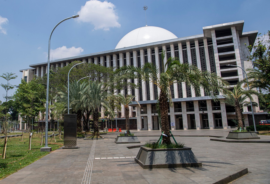 RENOVASI MASJID ISTIQLAL RAMPUNG