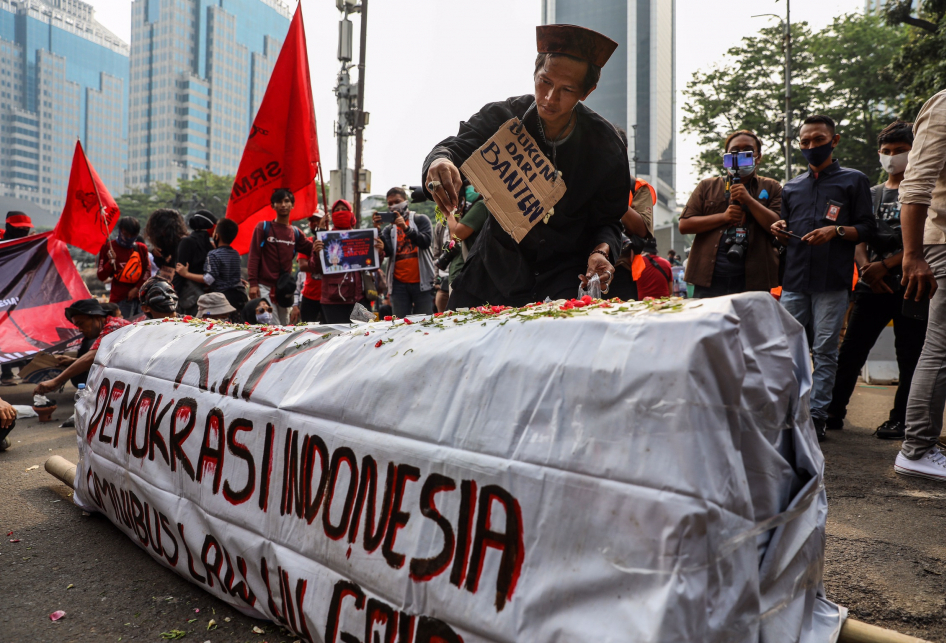 Demo Omnibus Law Undang-undang Cipta Kerja
