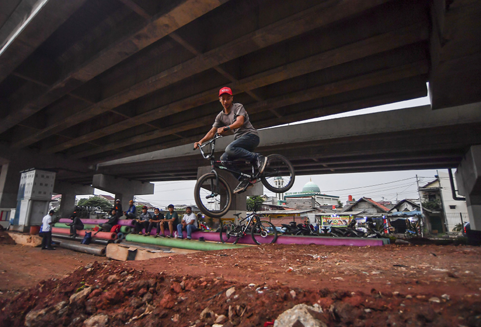 Kolong Tol Becakayu di Cipinang Melayu Disulap Jadi Bike Park