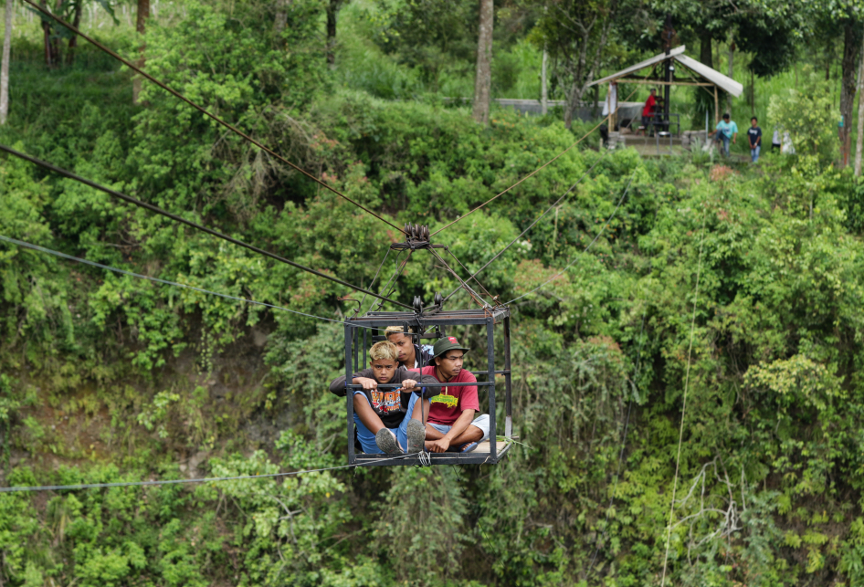 Gondola Menuju Girpasang