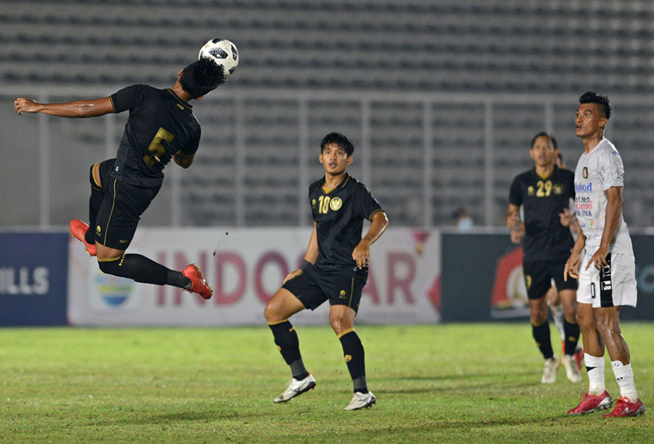 UJI COBA TIMNAS U-23 LAWAN BALI UNITED