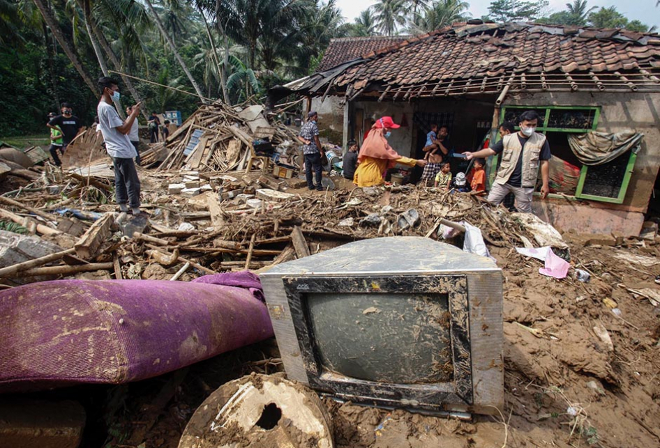 BANJIR BANDANG CIGUDEG BOGOR