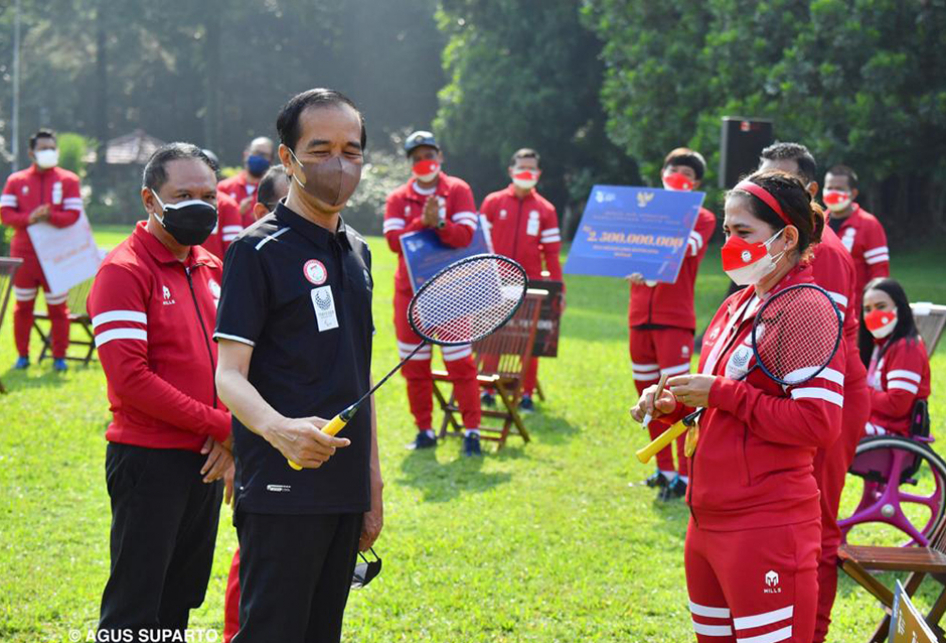 Jokowi Bertemu dengan Kontingan Paralimpiade Tokyo di Istana Bog