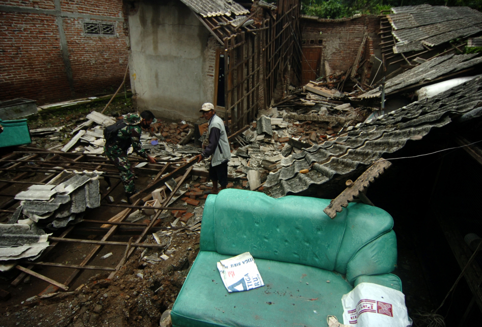 Bencana Tanah Bergerak Terjang Tegal, 97 Rumah Rusak