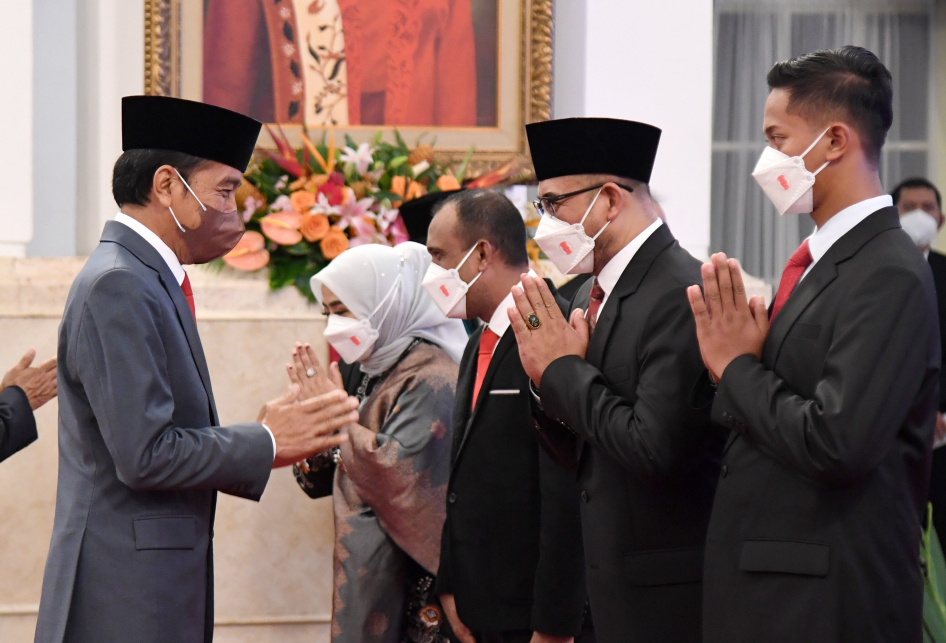 Jokowi Lantik Komisioner KPU dan Bawaslu Periode 2022-2027 