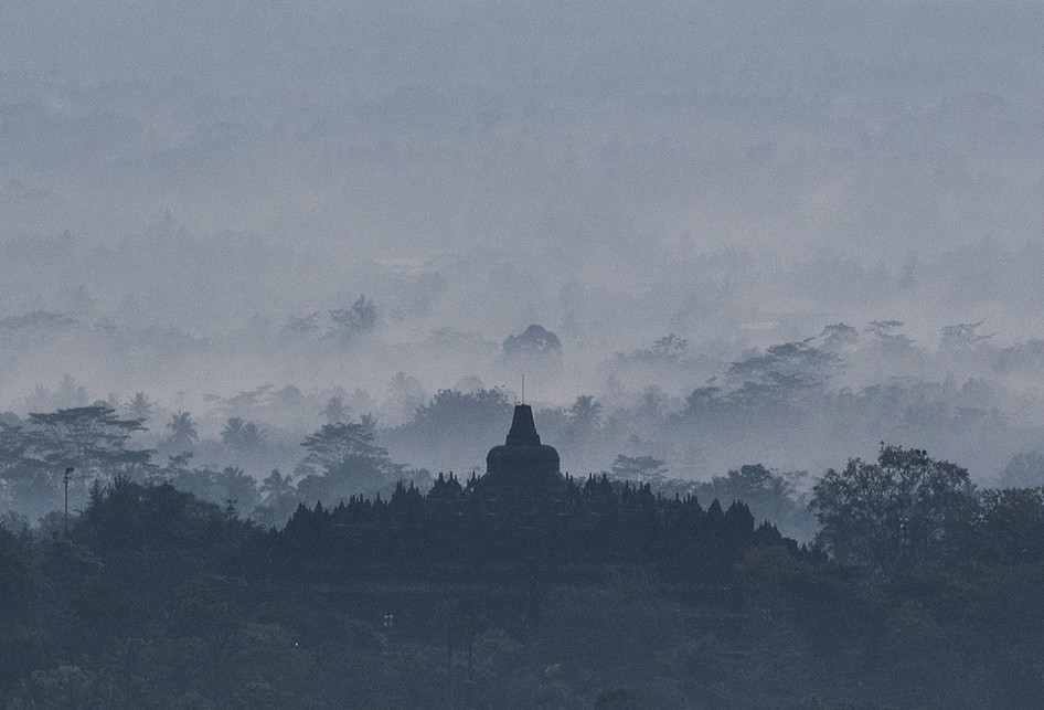 Merawat Pesona Candi Borobudur
