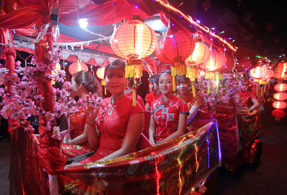 Gemerlap Pawai Lampion Cap Go Meh di Singkawang