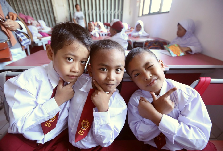 Hari Pertama Masuk Sekolah di Tangerang Selatan