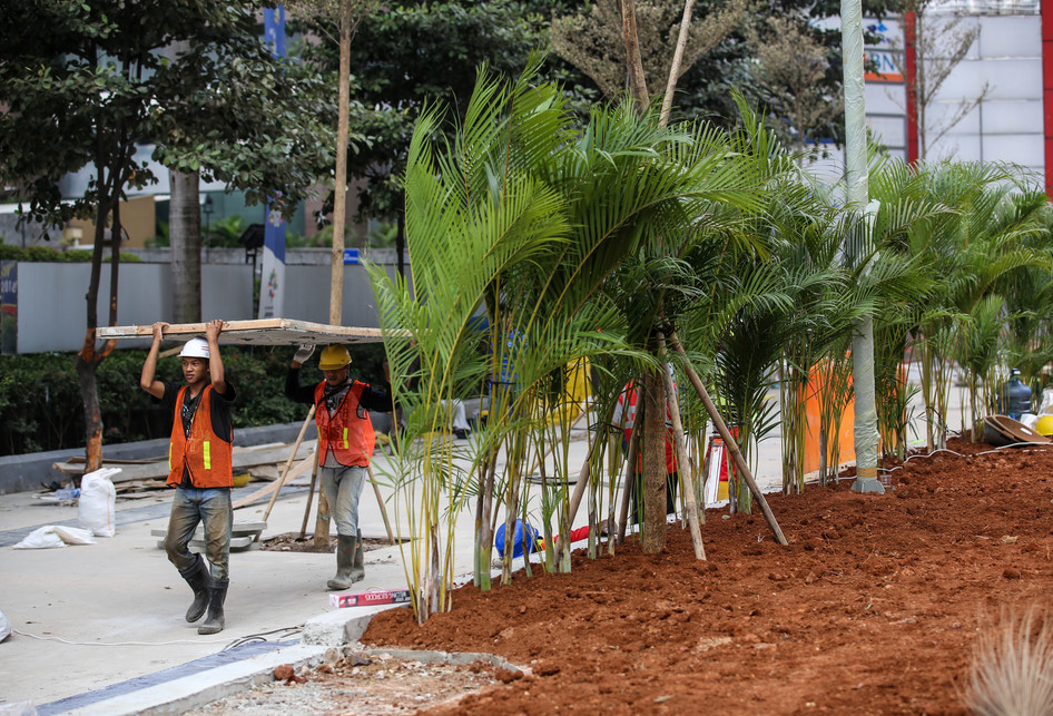 Revitalisasi Trotoar dan Taman Jalan Sudirman Asian Games