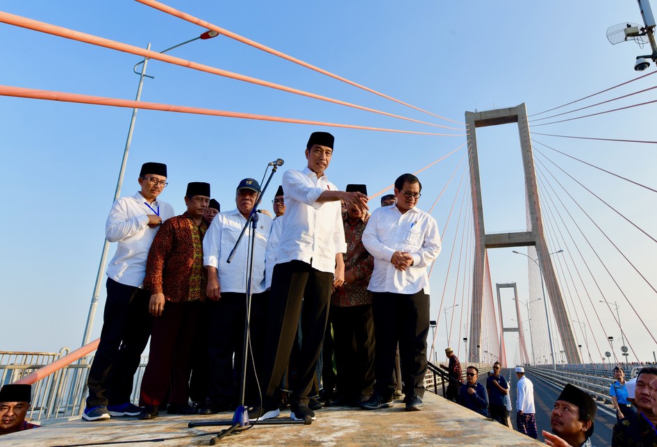 Presiden Gratiskan Jembatan Suramadu