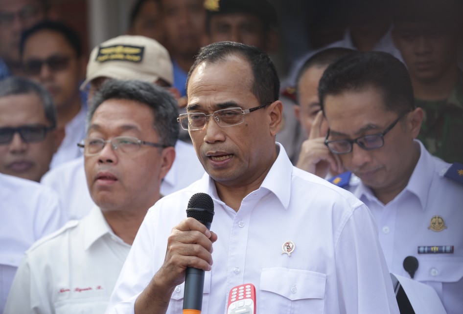 Menhub Budi Karya Sumadi, Crisis Center di Bandara Soekarno Hatta, Tangerang, Banten