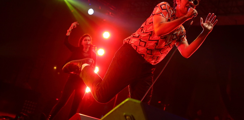 The Upstairs Gebrak Panggung Synchronize