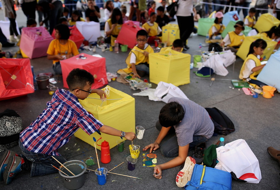 Acara di Taman Pandang Istana. 